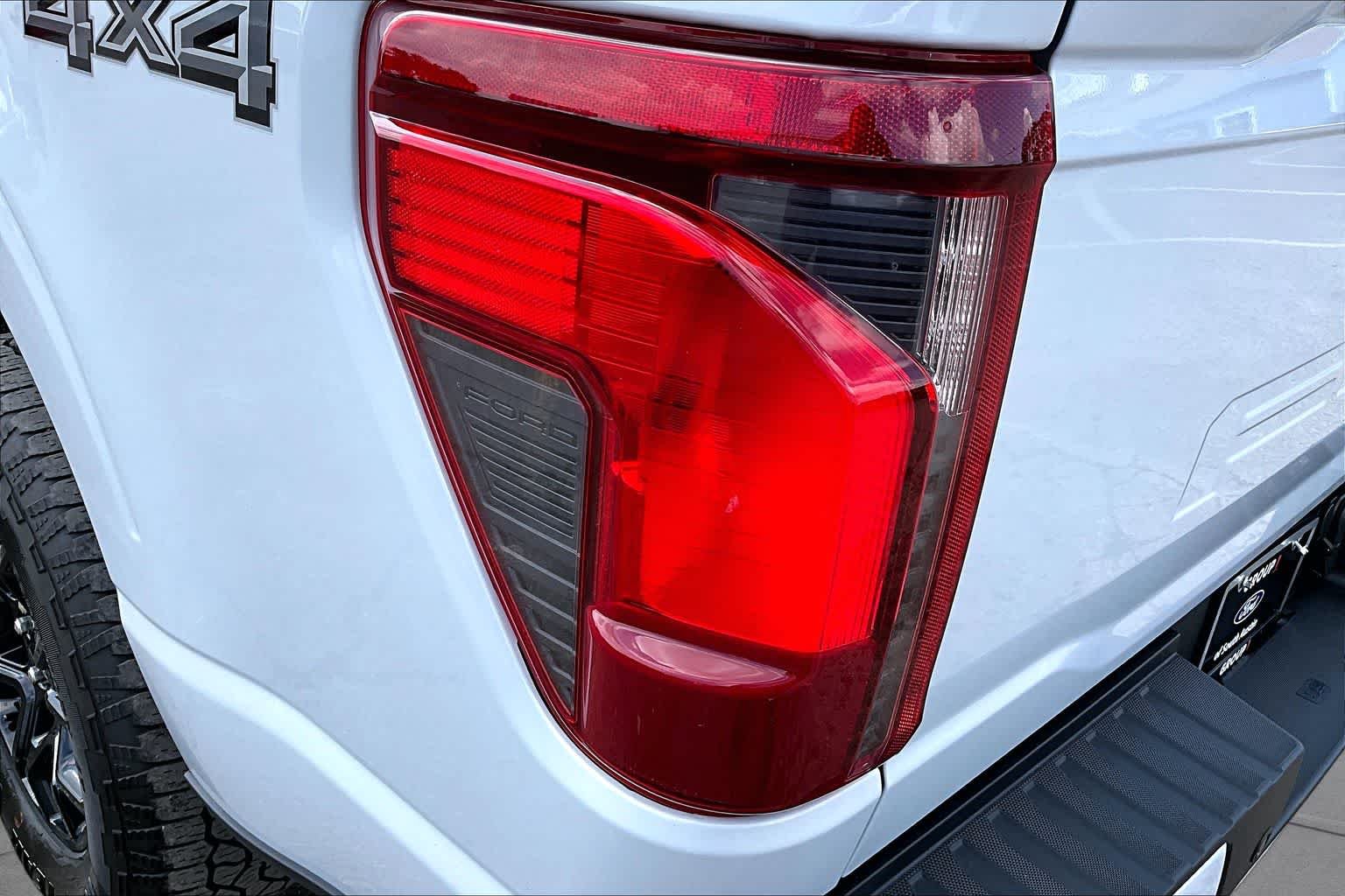 Certified Used 2025 Space White Metallic Ford XLT image 28