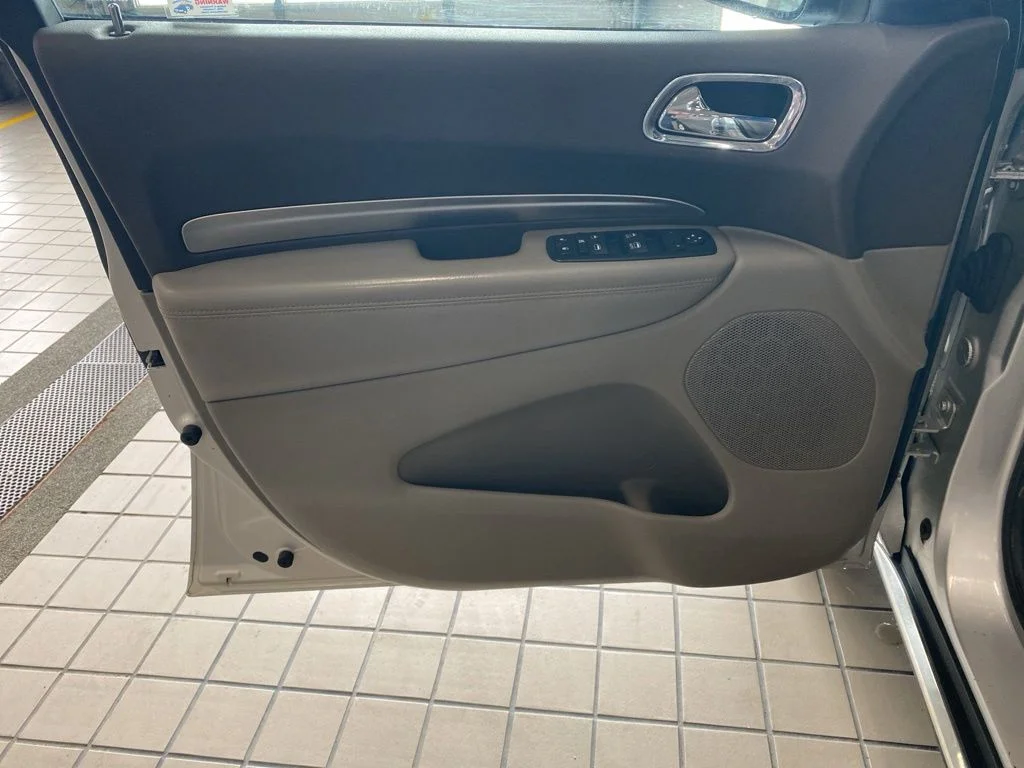 Used 2012 Silver Dodge SXT image 14