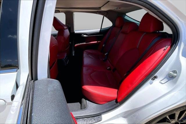 Certified Used 2023 WIND CHILL PEARL* Toyota  image 20