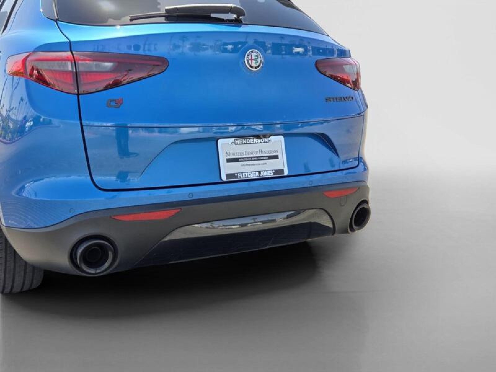 Used 2019 MISANO BLUE MET Alfa Romeo  image 4