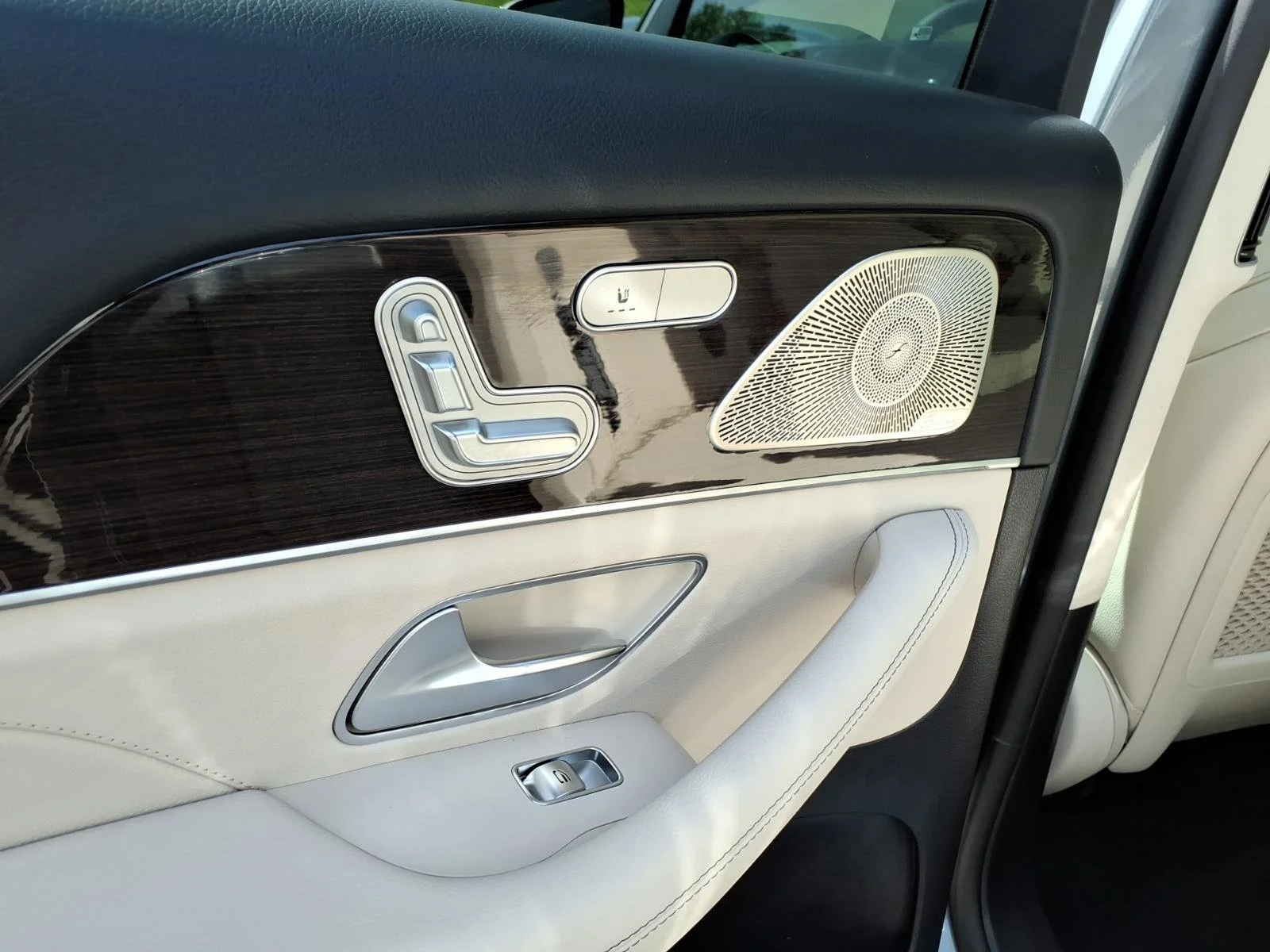 New 2026 Selenite Grey Metallic Mercedes-Benz GLE 350 image 54