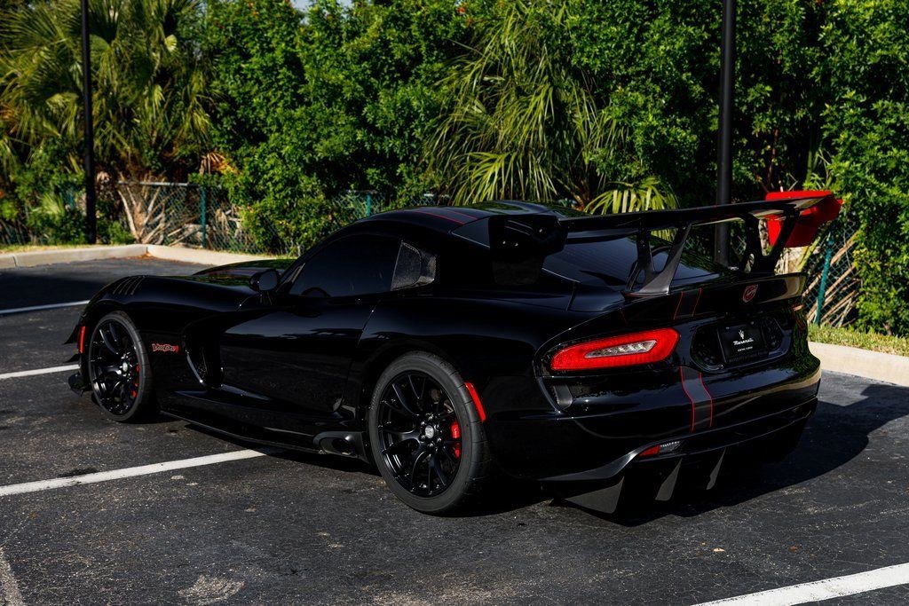 2017 Dodge Viper GTC - Photo 20