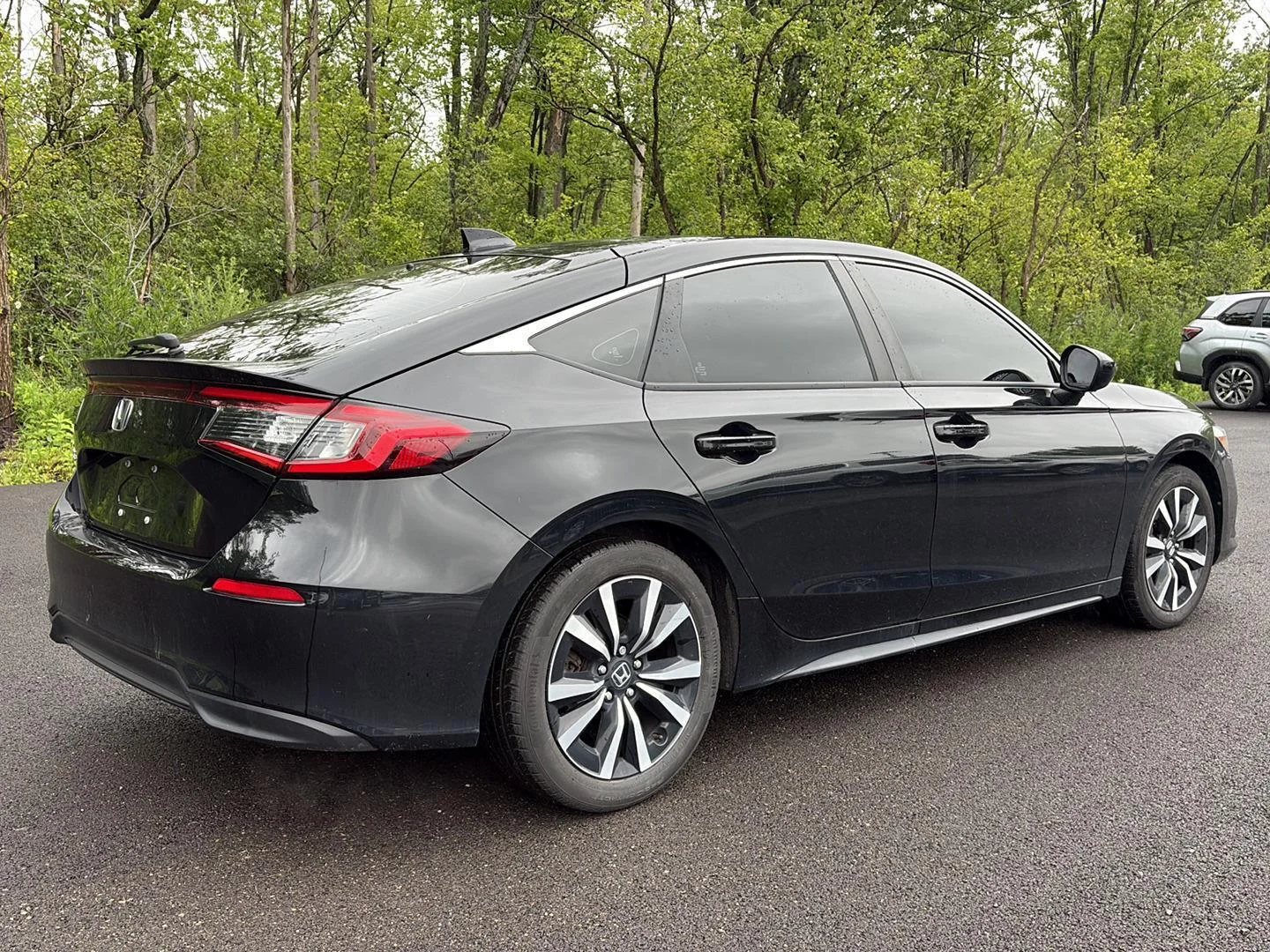 Used 2023 Crystal Black Pearl Honda EX-L image 14