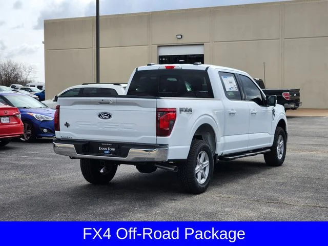 New 2026 Oxford White Ford XLT image 7