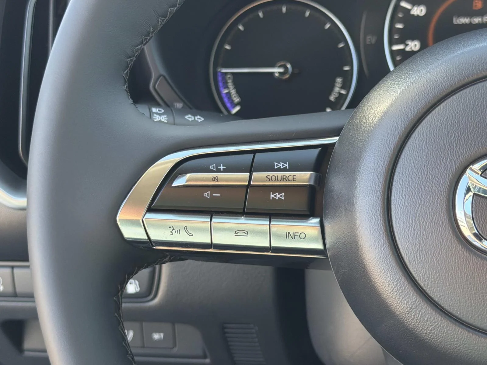 2026 Mazda CX-50 Premium - Photo 9