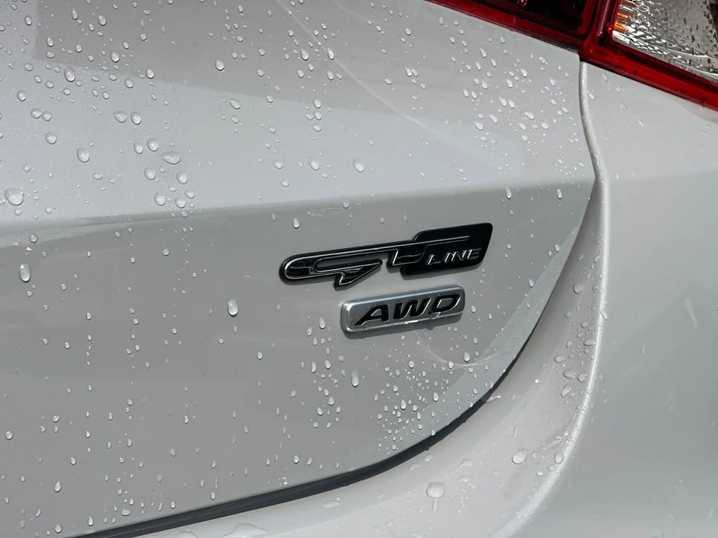 Used 2021 Wolf Gray Kia GT-Line image 23
