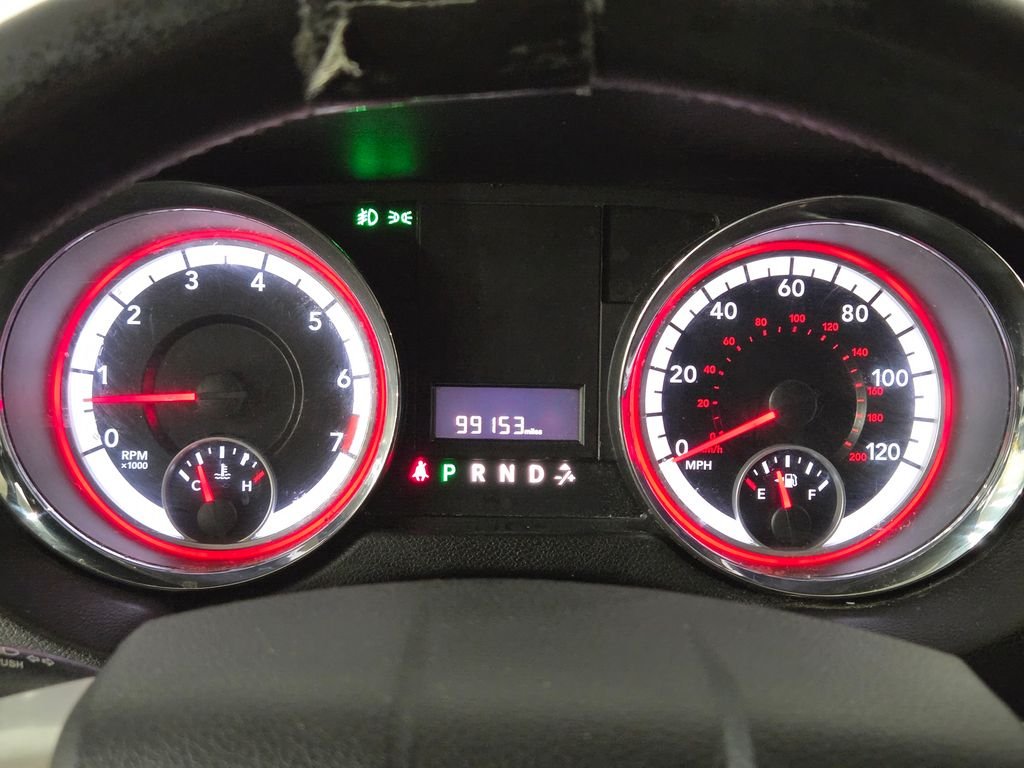 Used 2015 Black Dodge SXT image 23