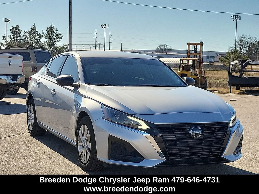 2025 Nissan Altima S