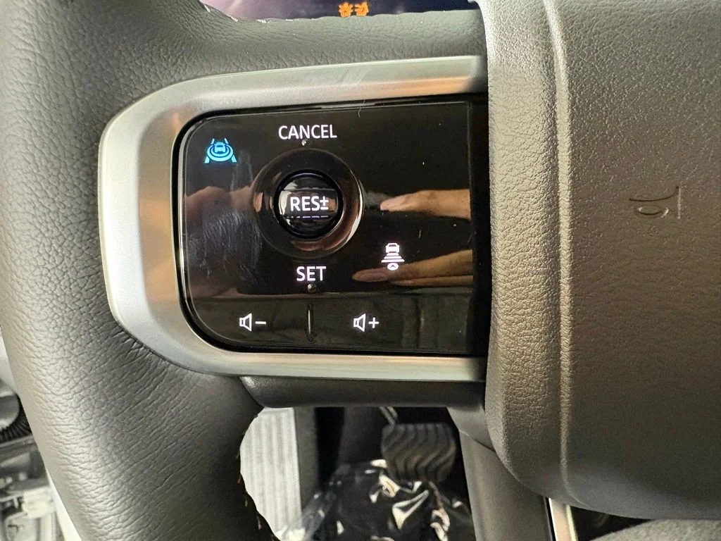 2026 Nissan Armada SV - Photo 24