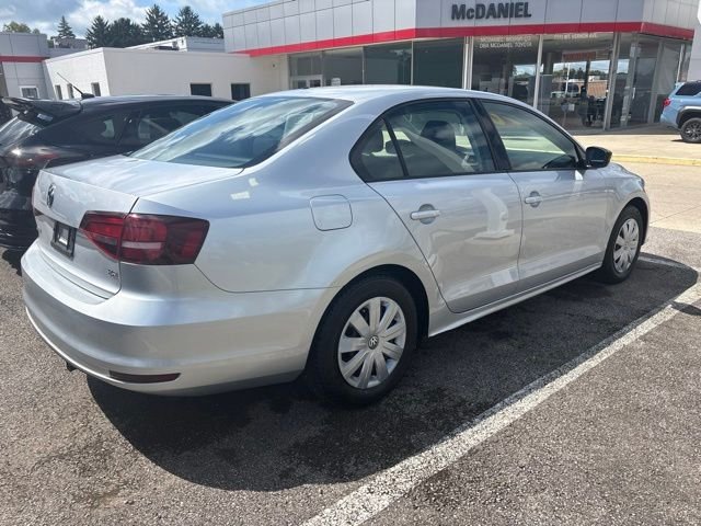 Used 2016 Silver Volkswagen 1.4T S image 3