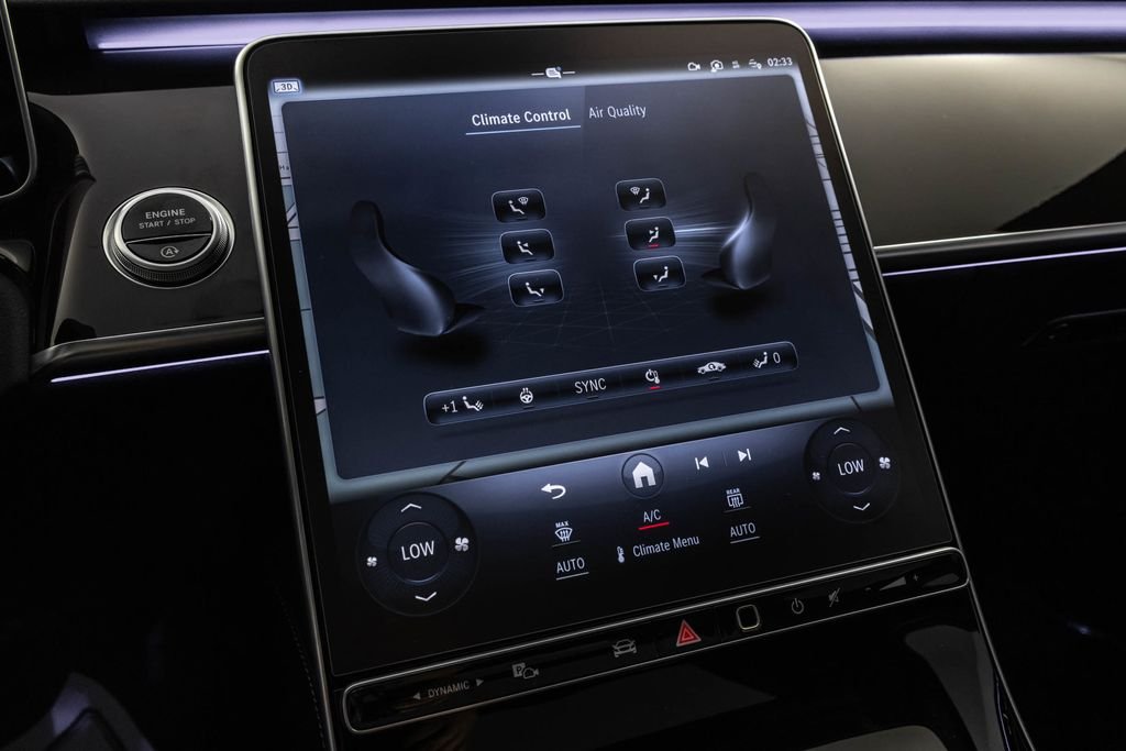 Used 2022 Black Mercedes-Benz S 580 image 23
