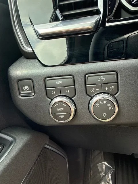 2026 GMC Sierra 1500 SLE - Photo 31
