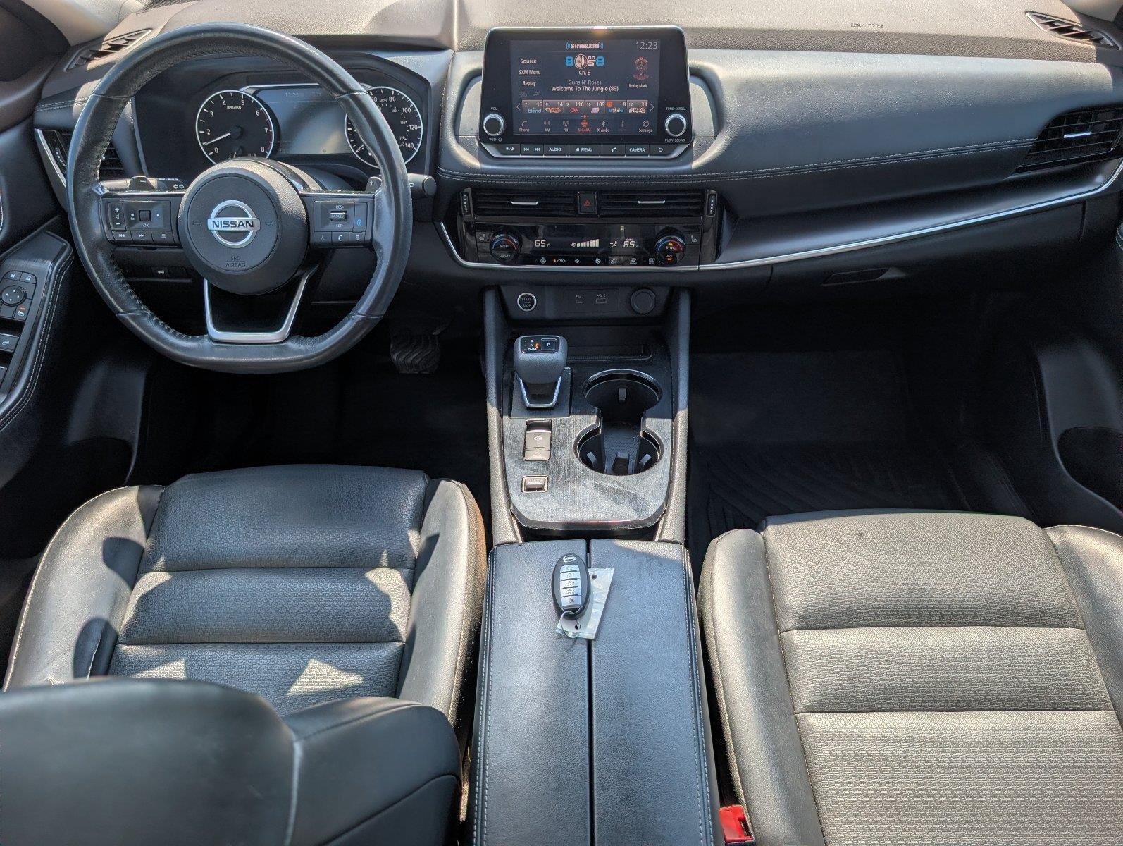 Used 2021 Pearl White Tricoat Nissan SV image 33
