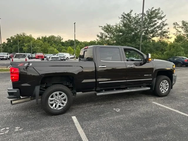 Used 2019 HAVANA BROWN METALLIC Chevrolet LTZ image 4