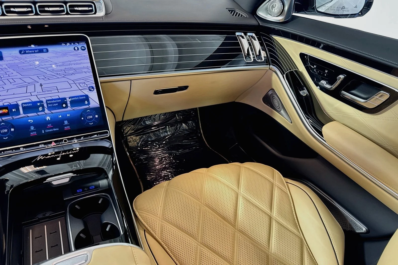 Used 2024 Onyx  Black Metallic Mercedes-Benz Maybach S 680 image 22