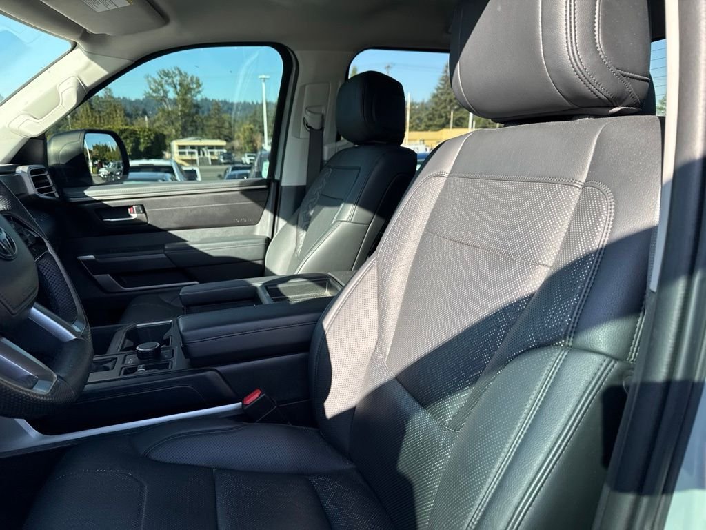 Pre-Owned 2022 Toyota Tundra SR5 4D CrewMax in Portland #D4726147A