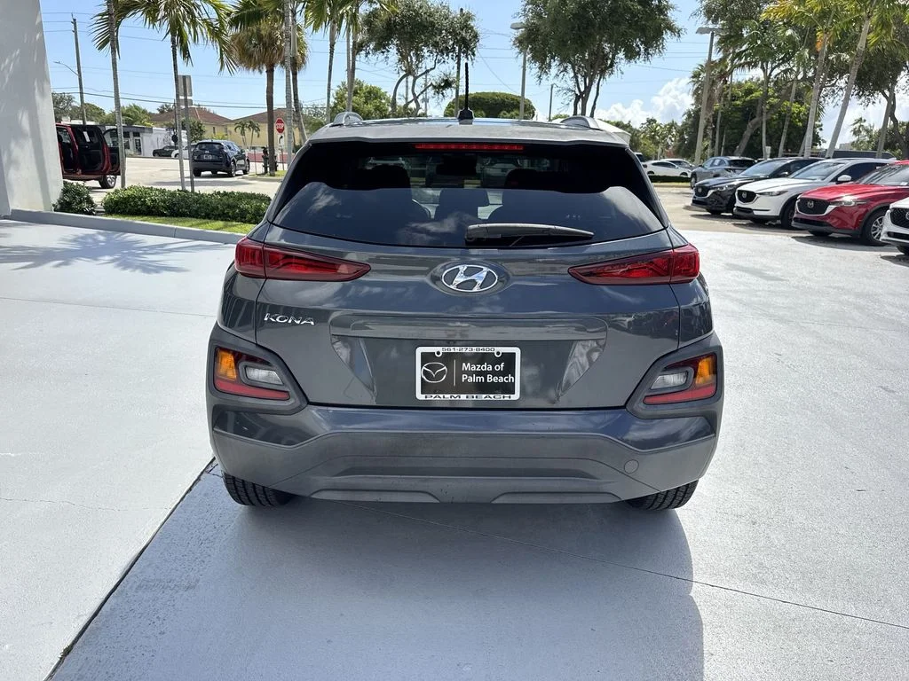 Used 2019 Hyundai Kona SEL with VIN KM8K22AA5KU290491 for sale in North Palm Beach, FL