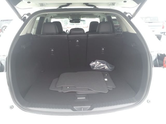 Used 2025 White Mazda 2.5 S Preferred Package image 21