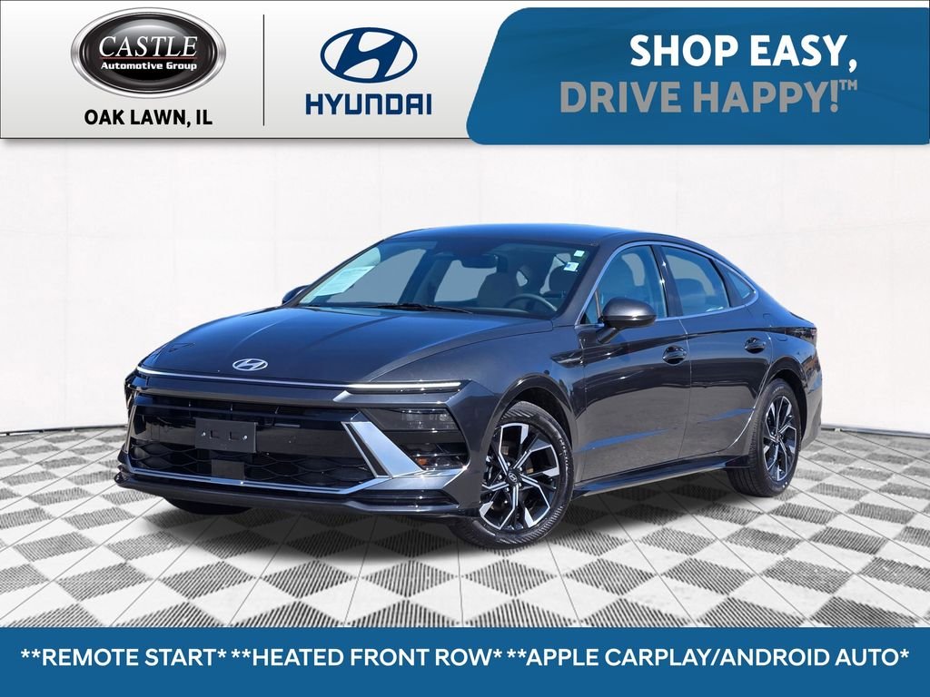 Certified Used 2025 Gray Hyundai SEL image 1