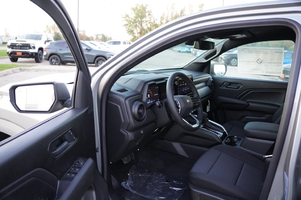 2026 Chevrolet Colorado Work Truck - Photo 10