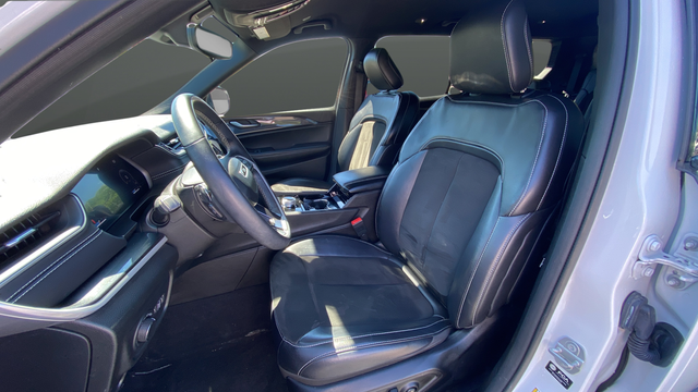 Used 2021 Bright White Clearcoat Jeep Altitude image 9