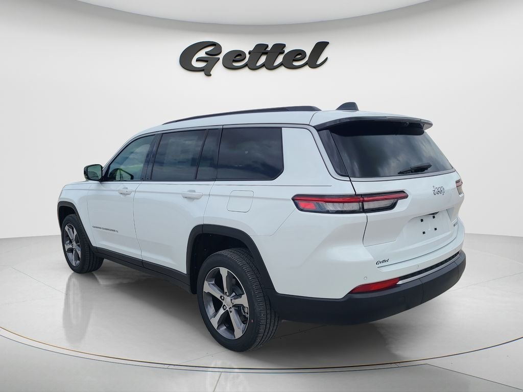 New 2026 Bright White Clear-Coat Exterior Paint Jeep Limited image 7