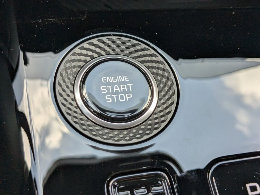 2025 Kia Niro EX - Photo 29