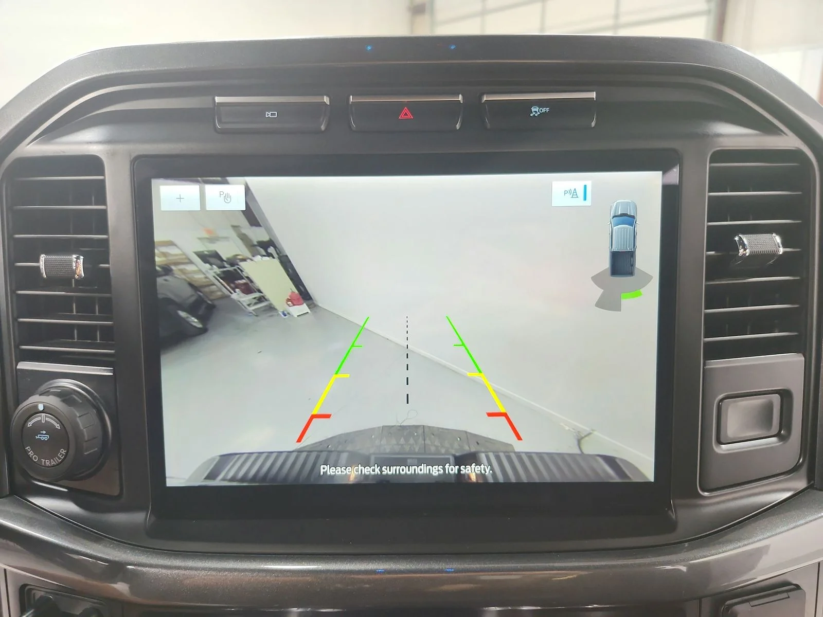 Used 2023 Gray Metallic Ford XLT image 29