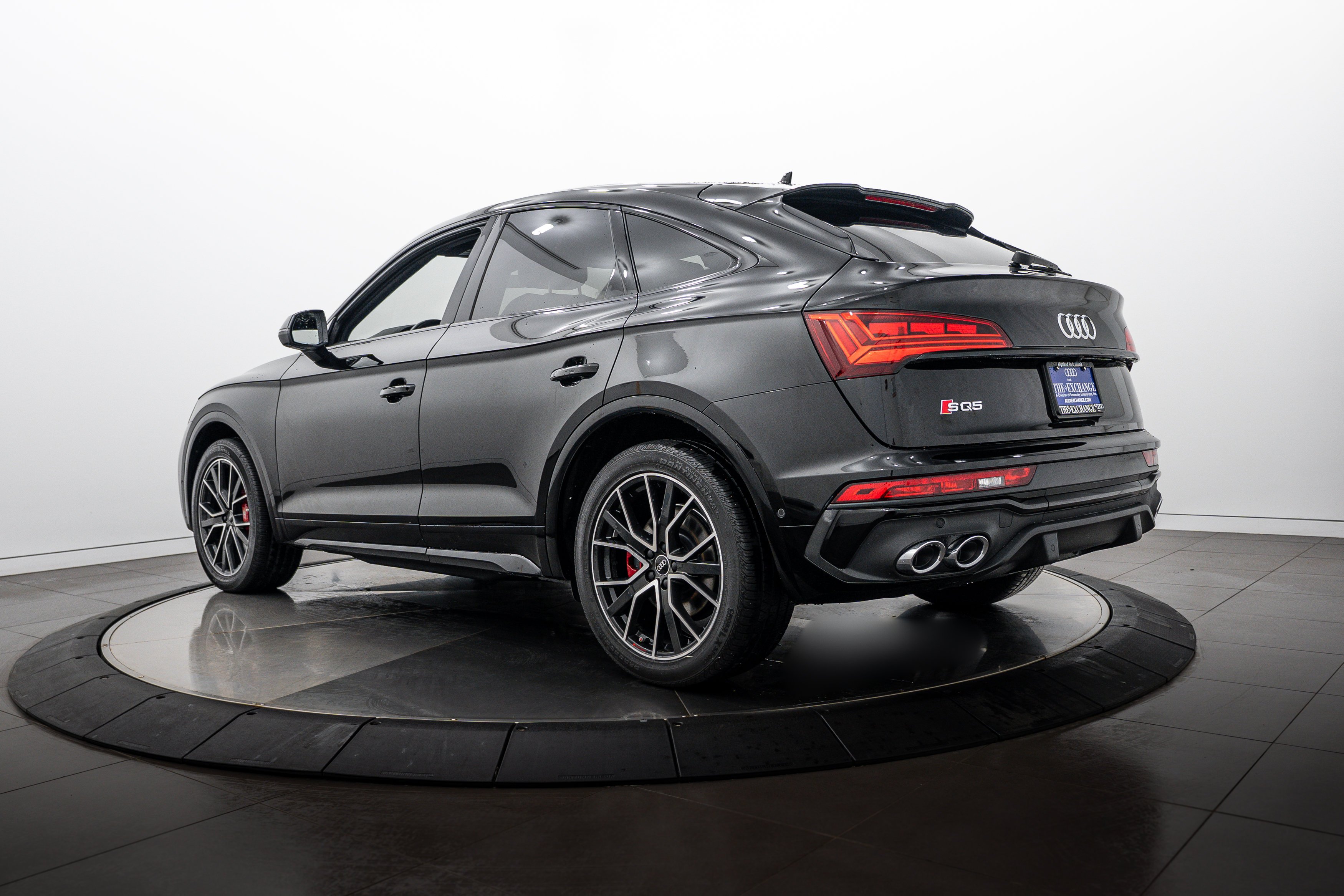 Used 2021 Mythos Black Metallic Audi Prestige image 5