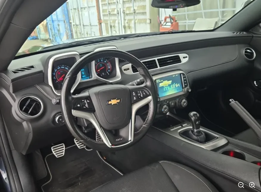Used 2014 Blue Chevrolet SS image 8