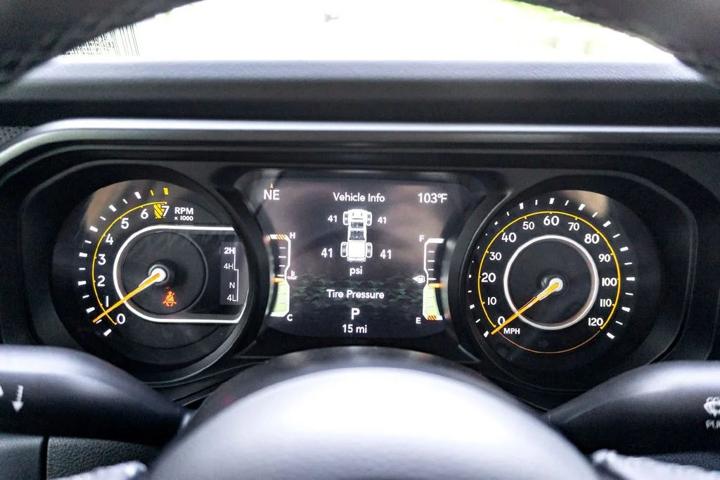 New 2025 Gray Jeep Mojave image 15