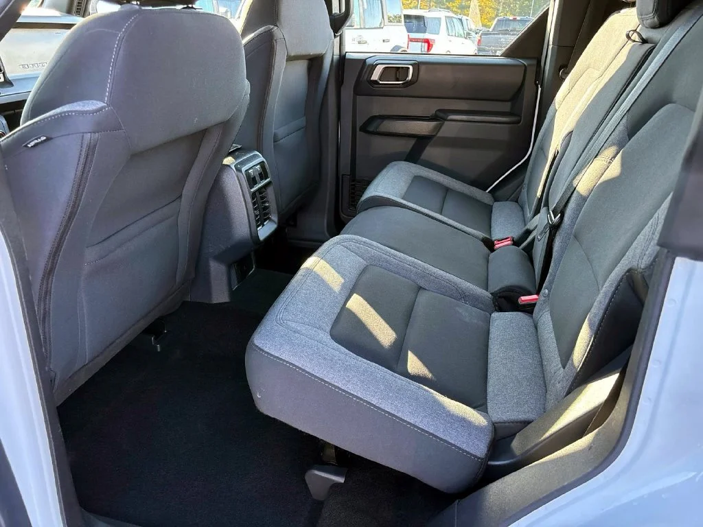Used 2025 Oxford White Ford  image 9
