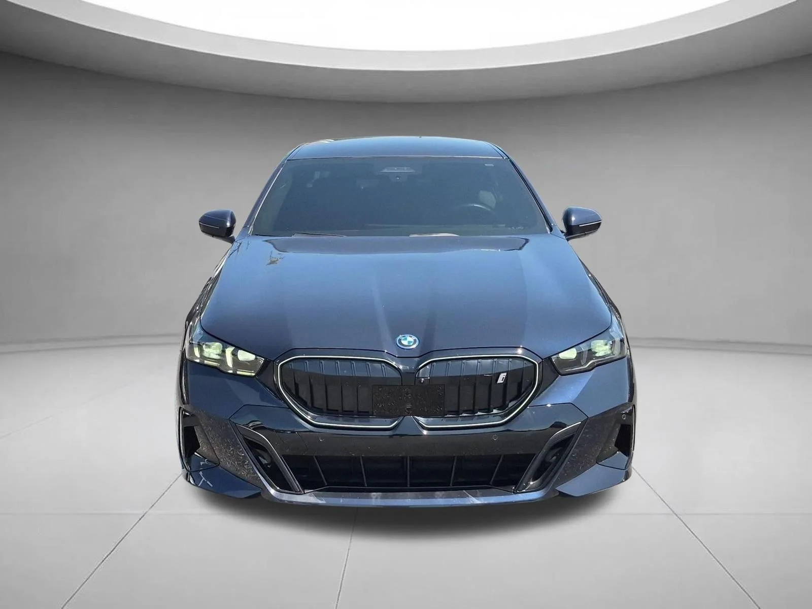 Used 2025 Carbon Black Metallic BMW xDrive40 image 8