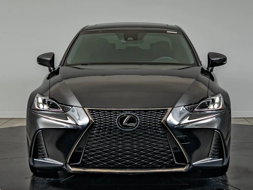 Used 2020 Obsidian Lexus 350 image 2