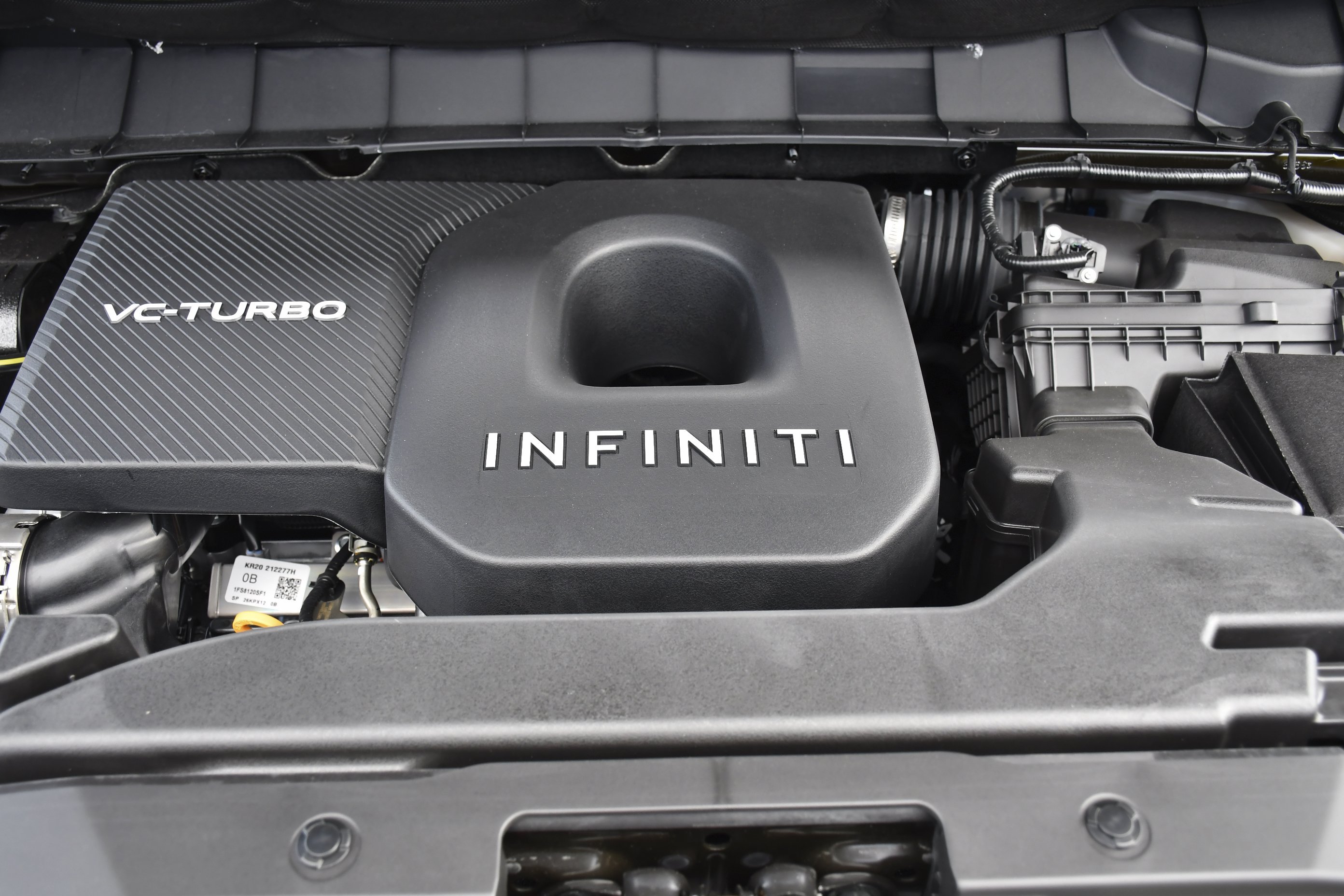 New 2027 GRAPHITE SHADOW INFINITI Luxe FWD image 37