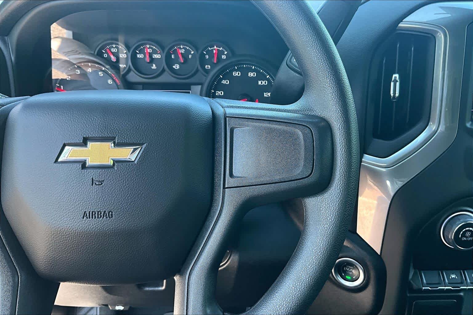 2025 Chevrolet Silverado 1500 Custom - Photo 26