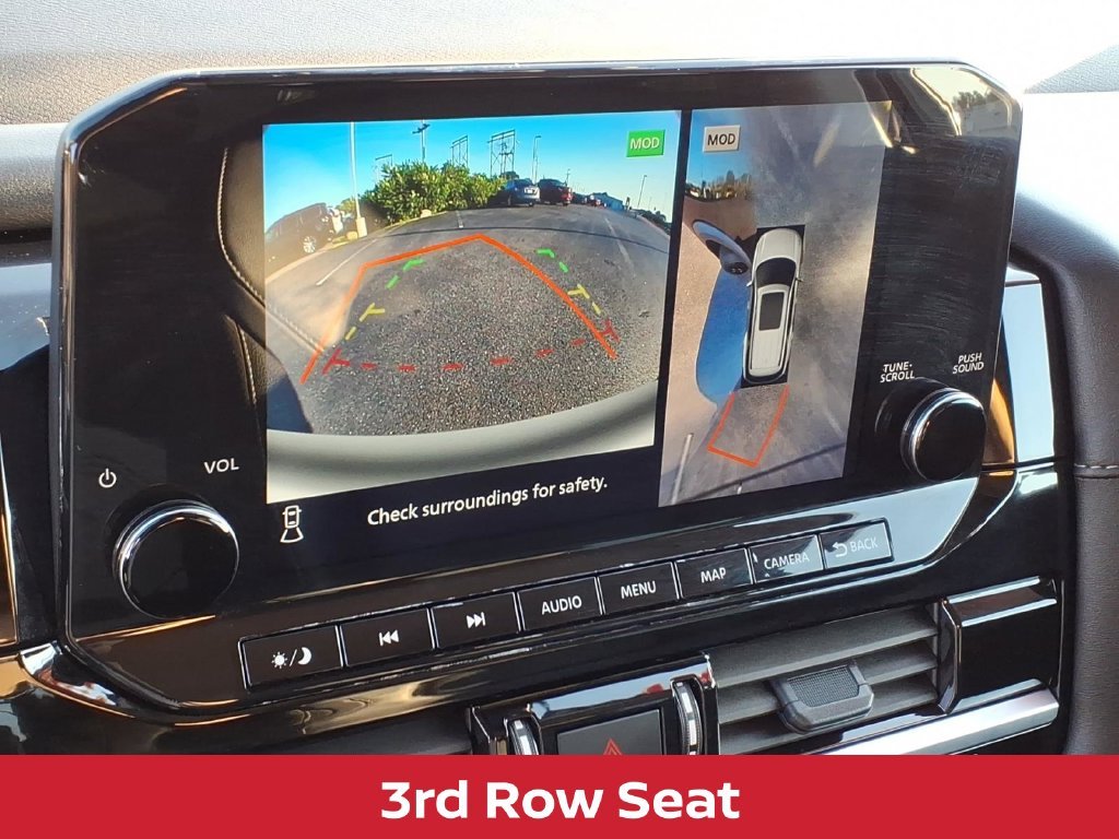 2025 Nissan Pathfinder SL - Photo 14