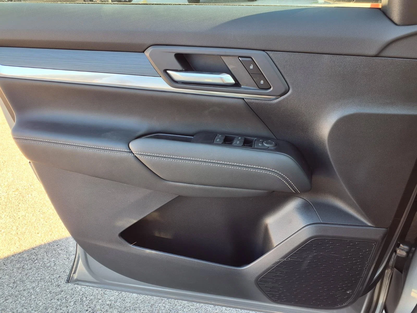 2027 GMC Terrain Elevation - Photo 11