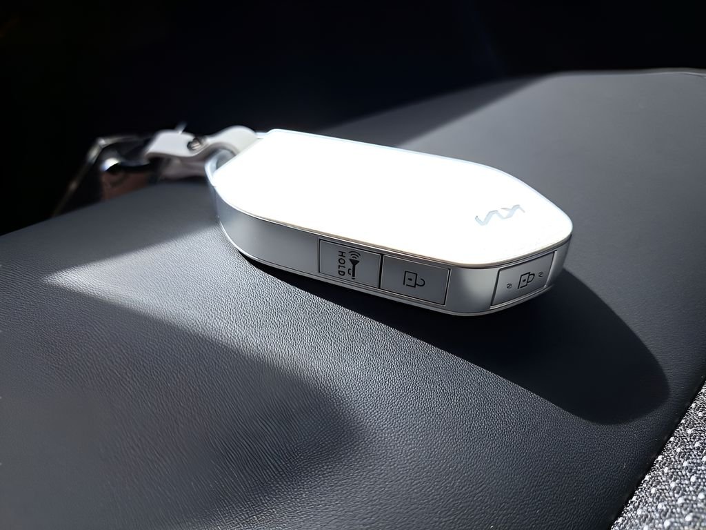 2025 Kia EV6 Light L/R - Photo 31
