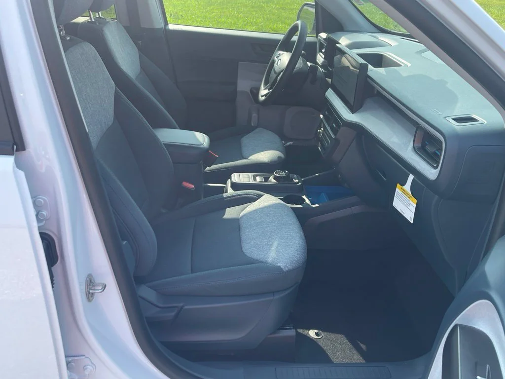 New 2026 Oxford White Ford XLT image 16