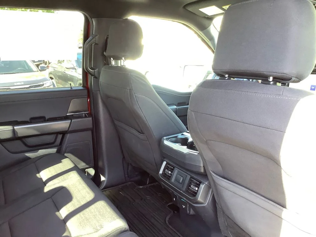 Used 2024 Red Ford XLT image 17