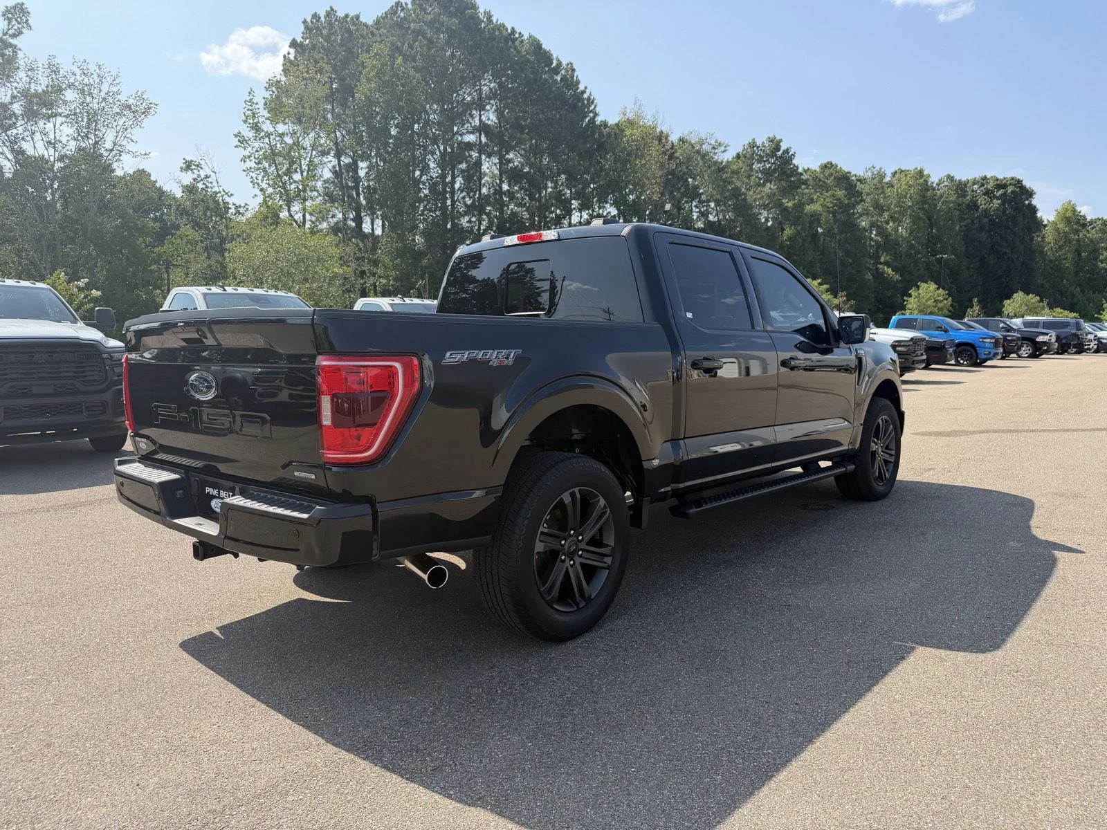 Used 2023 Agate Black Ford XLT image 6
