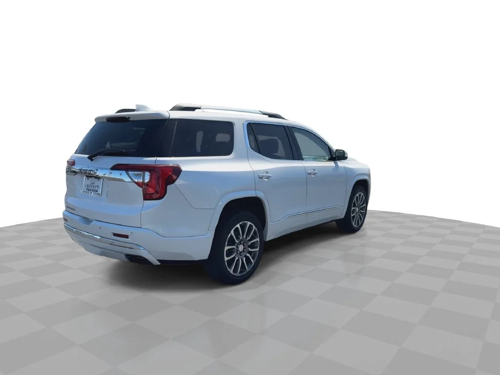 Used 2022 White GMC Denali image 8