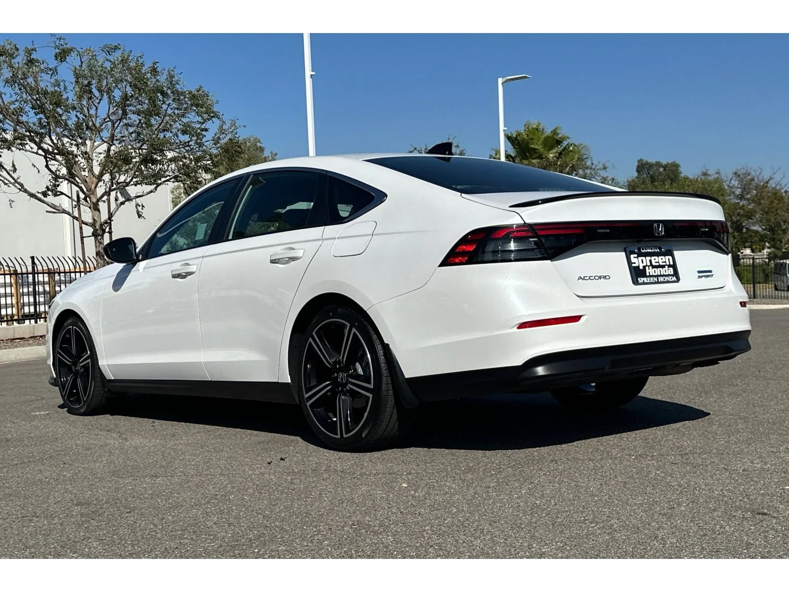 Used 2025 Platinum White Pearl Honda Sport image 3