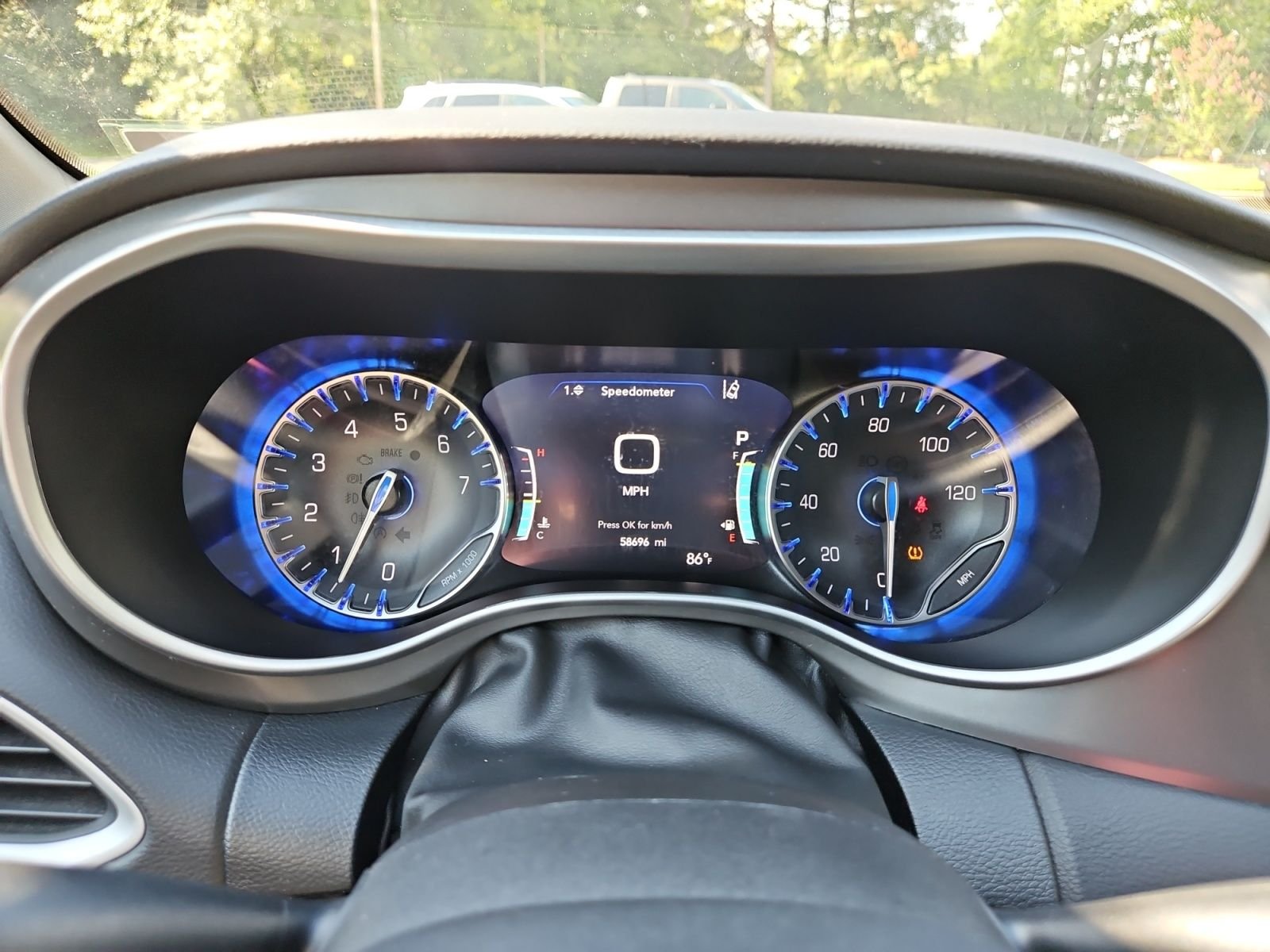 Used 2025 Black Chrysler Select image 24