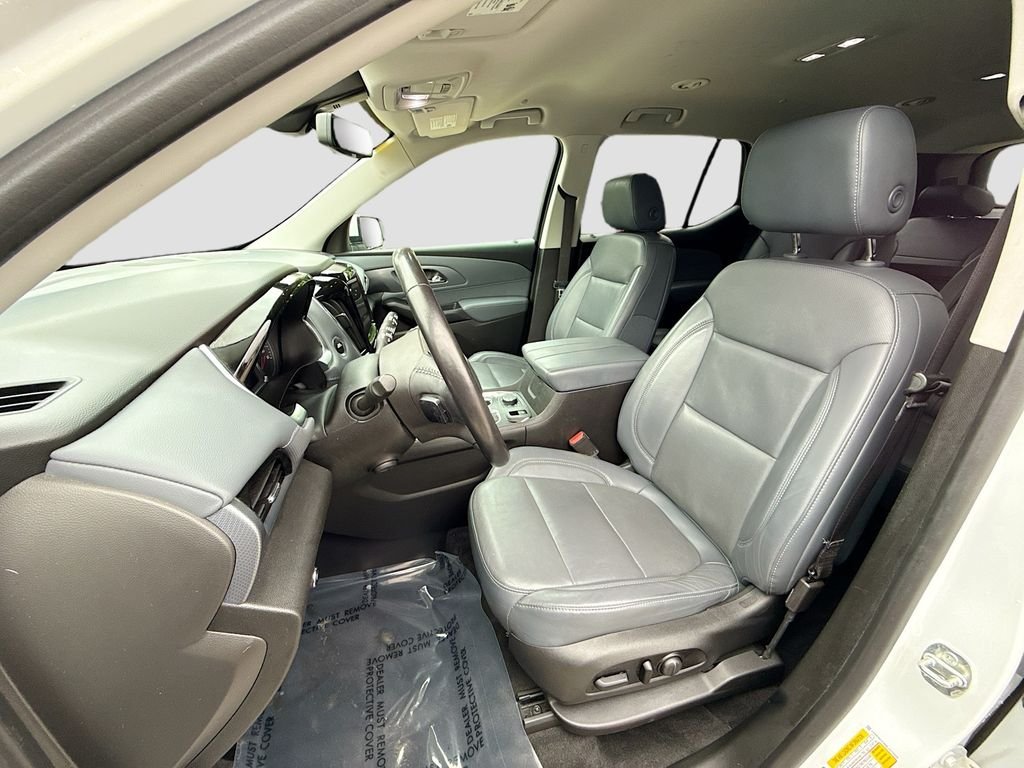 Used 2020 Summit White Chevrolet Premier image 22
