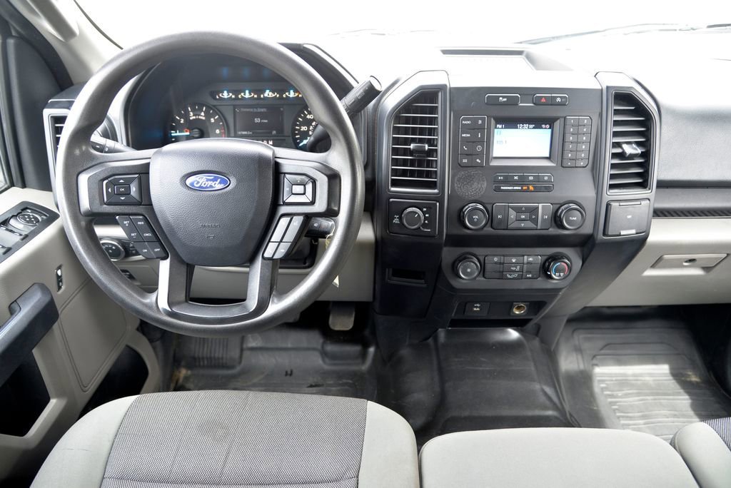 Used 2020 White Ford XL image 17