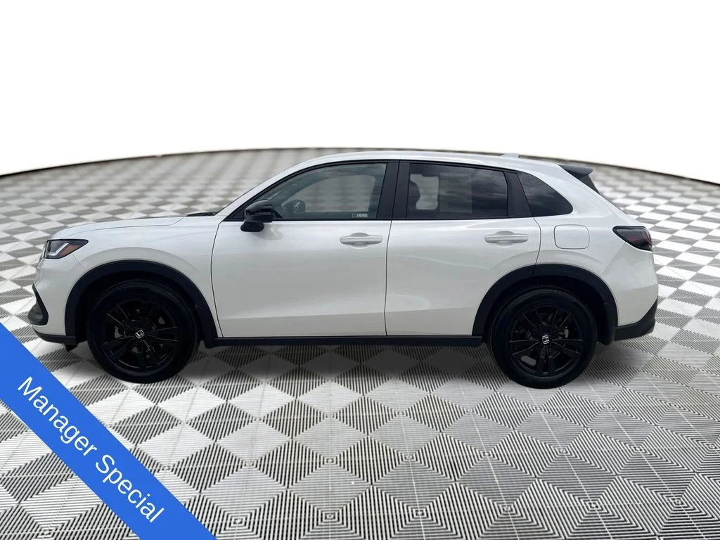 2026 Honda HR-V Sport - Photo 2