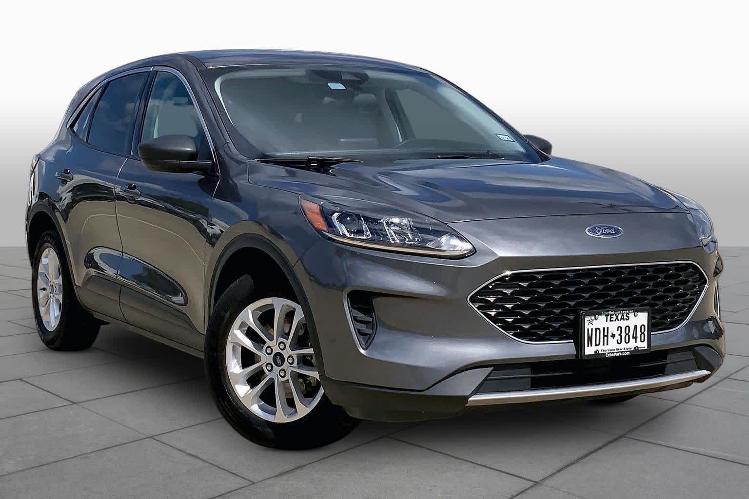 Used 2022 Carbonized Gray Metallic Ford SE image 2