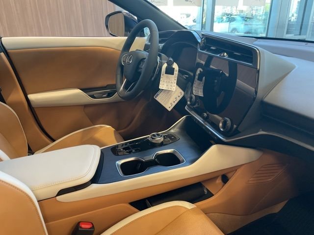 2026 Lexus RZ Premium - Photo 8